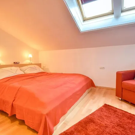 公寓 Lisa - By Alpen *