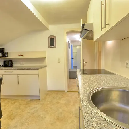 公寓 Lisa - By Alpen *