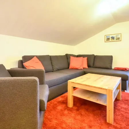 Lisa - By Alpen Apartment